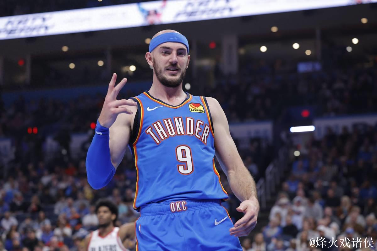 卡鲁索对文班的关键防守引起多方讨论,你认为这球是否有犯规? 卡鲁索对文班的关键防守引起多方讨论,你认为这球是否有犯规?