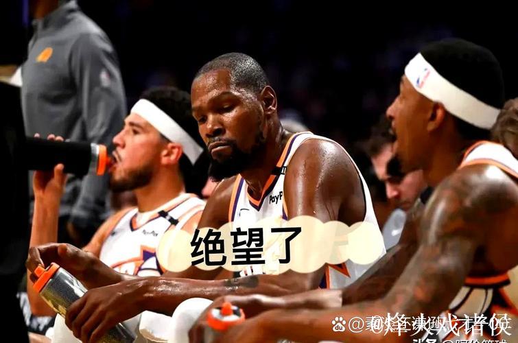 半场仅出手6次!火记:杜兰特得多出手,尤其是面对强队时 半场仅出手6次!火记:杜兰特得多出手,尤其是面对强队时